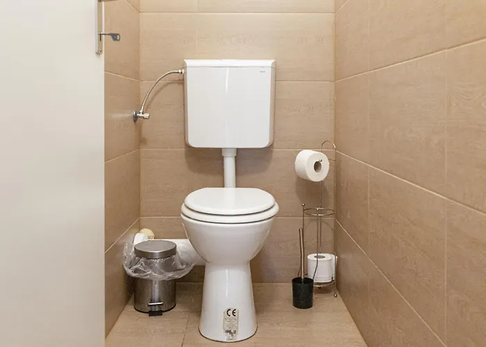 Affordable 1br Apt, Next To Rennweg & Belvedere Vienna